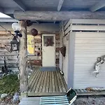 Rauhallinen Kelohuoneisto Laehellae Palveluita, Peacefull Log At Yllaes 아파트 Ylläsjärvi