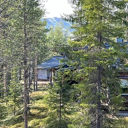 Rauhallinen Kelohuoneisto Laehellae Palveluita, Peacefull Log At Yllaes Apartment