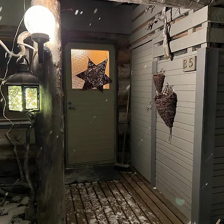 Rauhallinen Kelohuoneisto Laehellae Palveluita, Peacefull Log At Yllaes Apartment