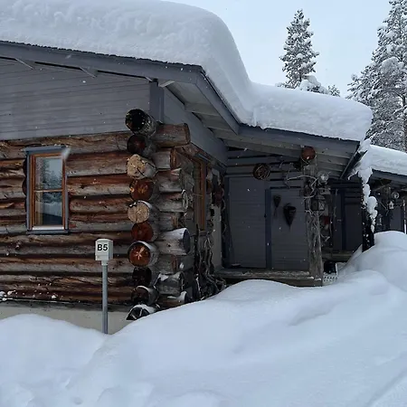 Rauhallinen Kelohuoneisto Laehellae Palveluita, Peacefull Log At Yllaes Apartment